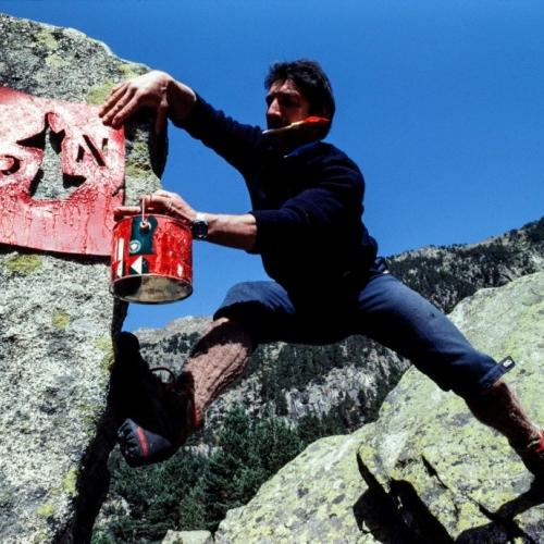 marquage_limite_parc_national_pyrenees_jean-claude_caens_par_emmanuel_saillerbd.jpeg