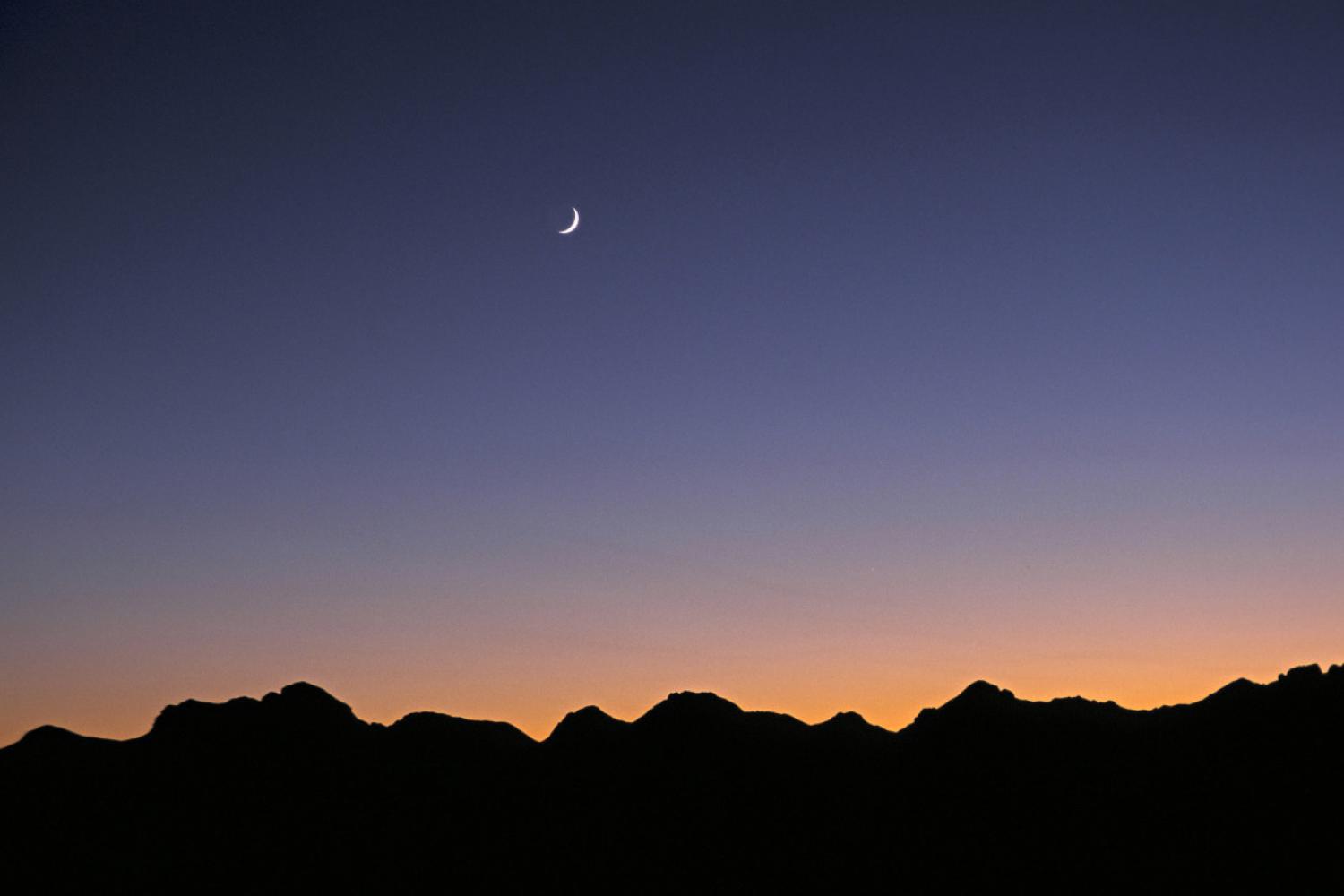 coucher_de_lune_au_lever_du_soleil._ou_bien_linverse_col_de_boucharo_vallee_de_gavarnie_laurent_nedelec.jpg.jpeg